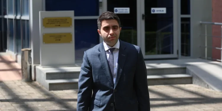 Goli 500 mijë euro që i “hëngri kokën” Myzyrit/ Si u favorizua AEK Munella-Drini 1, në kontratën 2 milionë euro nga KPP