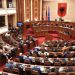 Sot Kuvendi mblidhet në seancë plenare, çfarë pritet të diskutohet/ Axhenda