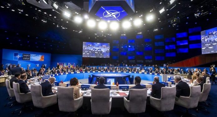 Samiti/ NATO zotohet të shpenzojë 5% të PBB-së për mbrojtje deri në vitin 2035