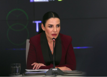 Balluku fajëson lodhjen e numëruesve për tjetërsimin e qindra votave në Fier