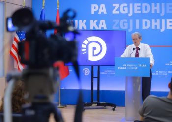 Berisha: Shkarkimi i drejtorëve në Vlorë, një akt tjetër i ‘kokave të turkut’