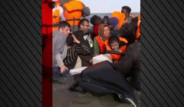 Policët francezë hyjnë në det me thika, çajnë gomonen me emigrantë të paligjshëm drejt Anglisë