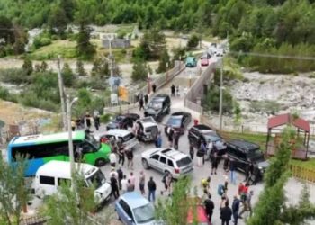 Incident në Theth, disa persona gjuajnë me molotovë fadromat e IKMT