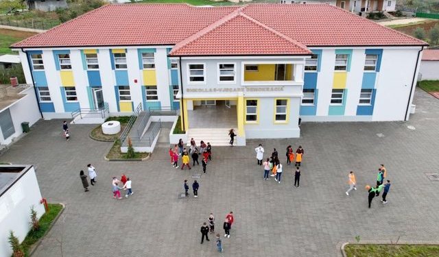 Programi i Rindërtimit të shkollave/ BIRN: Asnjë lehtësi për nxënësit me aftësi të kufizuara