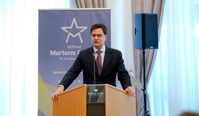 Nga manipulimi i zgjedhjeve te shtypja e opozitës, Huhtanen: Shqipëria ende e kapur nga korrupsioni!
