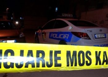 Gazetarja tregon detaje për vrasjen në Fier: Ishte masakruar në pjesët intime