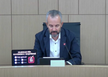 11 Maji/ KQZ shpërndan mandatet e deputetëve në qarkun e Elbasanit, Fierit dhe Durrësit