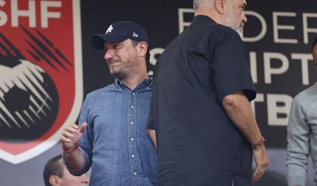 Prangat e Veliajt, trofe i reformës së Ramës: Çfarë tha kreu i PS për ‘Die Zeit’?