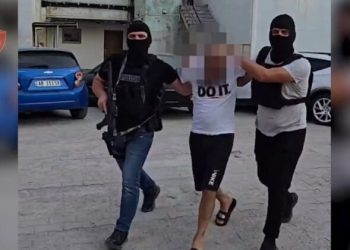 EMRI/ I shpallur në kërkim ndërkombëtar për drogë, arrestohet 36-vjeçari në Durrës