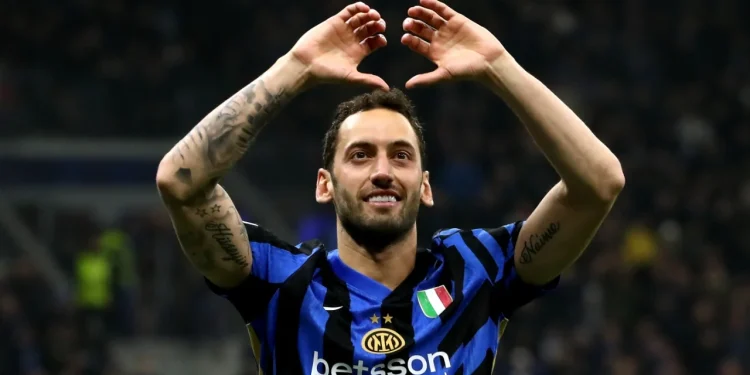 Inter, Galatasaray apo Fenerbahce? Hakan Calhanoglu i jep fund dilemave, agjenti i turkut konfirmon të ardhmen e mesfushorit
