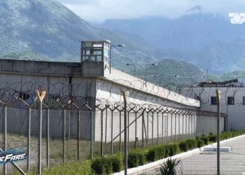 “Gardianët kamufluan vetëvrasjen, mbaroi në duart e tyre”, dëshmia tronditëse për vrasjen në Burgun e Reçit