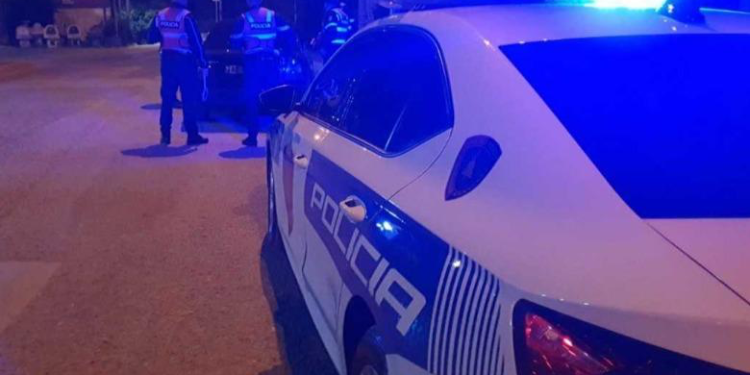 Durrës/ Plagoset në këmbë me armë zjarri një 35-vjeçar