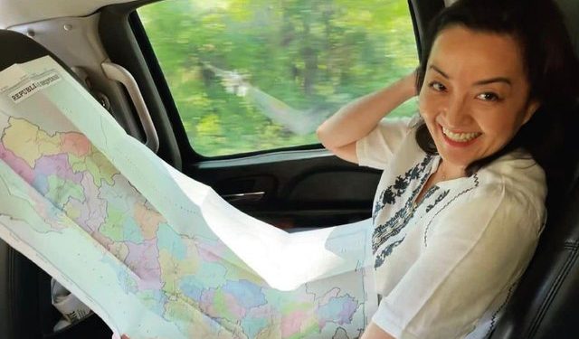 DASH: Ambasadorja Yuri Kim nuk është pushuar nga puna