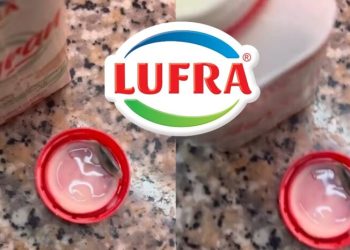 “Lufra” hedh në treg dhallë të mykur, qytetarja e alarmuar: Po na helmojnë! (VIDEO)