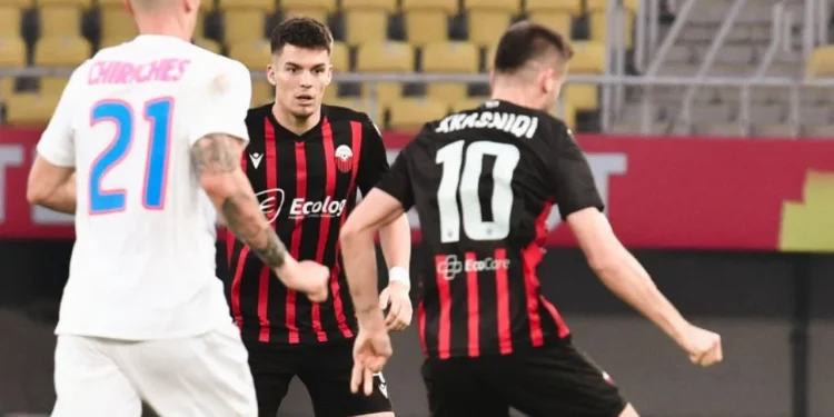 Super Shkëndija, skuadra shqiptare fiton me 10 lojtarë përballë kampionëve të Rumanisë dhe i afrohet kualifikimit historik në Europë