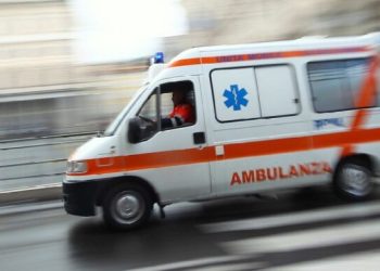 23-vjeçari bie nga ballkoni i hotelit në Shëngjin, dërgohet me urgjencë te Trauma