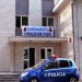 Fier/ Vajza mbyt babain me tel, arrestohet 26-vjeçarja, shoqërohet në komisariat nëna