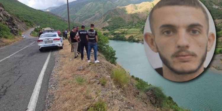 Avokati zbulon detaje nga seanca për vrasjen e Renis Dobrës