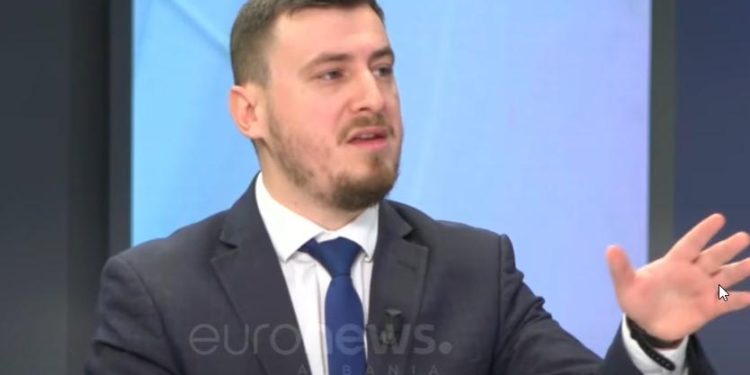 7 kamarierët që u nisën për bukë goje e u kthyen me arkivol në shtëpi!