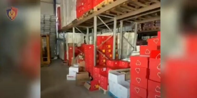 EMRAT/ Kush janë administratori dhe magazinieri që tregtonin produkte jashtë skadence