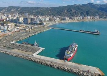 Babë e bir, njëri magazinier dhe tjetri shtrues asfalti, bëhen pronarë të dy investimeve 142 mln euro në Shqipëri, HISTORI përrallash nga Tërpani i Beratit