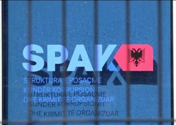 Trafikonin armë drejt Mbretërisë së Bashkuar, SPAK dërgon për gjykim grupin e strukturuar kriminal