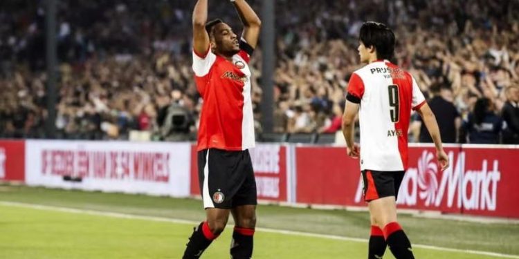 Champions/ Një gol në shtesë, van Persie ‘gjunjëzon’ Mourinhon! Fitojnë Benfica e Brugge