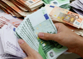Këmbimi valutor, me sa shitet e blihen sot monedhat e huaja