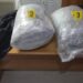 Trafikanti i drejton armën policisë në kufirin Kosovë-Shqipëri, arratiset dhe braktis çantën me 21 kg d*ogë