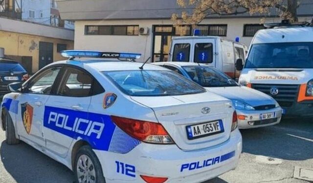I mori me dhunë makinën të riut, arrestohet 31-vjeçari në Durrës