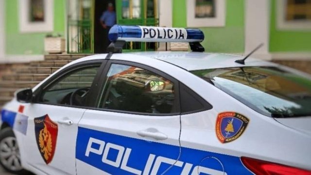 Arrestohet punonjësi i bashkisë Fushë-Arrëz, përndoqi kolegun dhe familjarët e tij