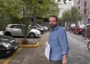 Pa mbushur 24 orë, Arbër Veliaj paraqitet sërish në SPAK ‘vullnetarisht’