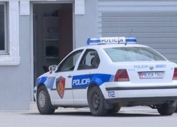Të shtënat me armë në Kombinat, policia: U qëllua ndaj mjetit të një 37-vjeçari