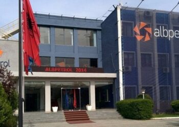 Vjedhje e hapur? Frident Kuqi dhe Likometat blejnë 100 mijë tonë naftë nga Albpetrol me 1 cent mbi çmimin dysheme