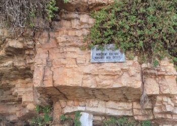 Terrorizëm kulturor/ Barbarët betonizojnë shpellën mitike të Odisesë në Himarë për lavazh