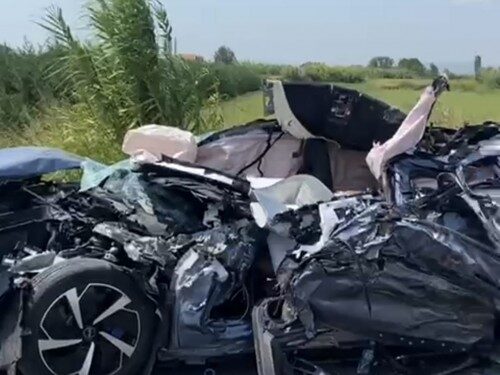 Aksident në Shkodër-Bushat, kamioni përplaset me makinën, dyshohet për 3 të plagosur rëndë