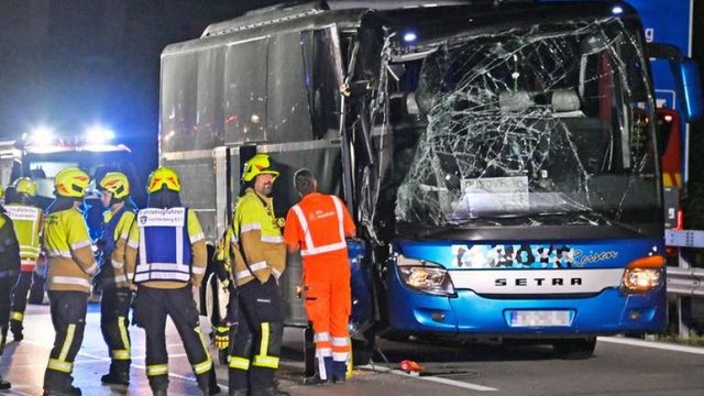 Autobusi nga Kosova përplaset me një kamion në Gjermani, 30 të lënduar, dy në gjendje të rëndë
