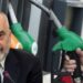 Çmimet e karburantit u ulën në Europë, por jo në Shqipëri
