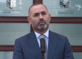 Noterët e rinj, pazari i fundit i Ulsi Manjës në ikje?!