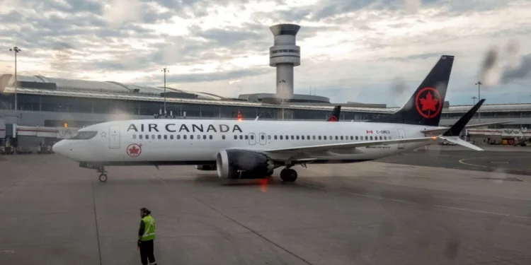 Air Canada anulon fluturimet, shkak greva e ekuipazhit ajror