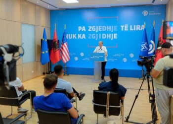 Berisha-Ramës: Nëse nuk ballafaqohesh dot me Shimën, je autori kryesor i këtij terrorizmi shtetëror
