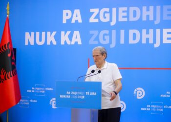 Berisha: Nuk ka asnjë bazë ligjore për rrethimin dhe ndërprerjen e sinjalit ndaj News24