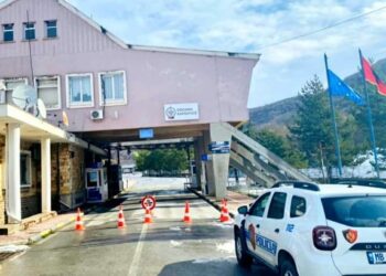 U kap me mallra kontrabandë, arrestohet 50-vjeçari në Kapshticë