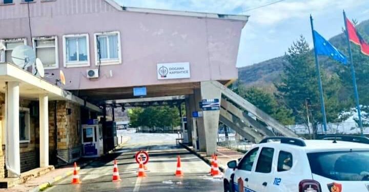 U kap me mallra kontrabandë, arrestohet 50-vjeçari në Kapshticë