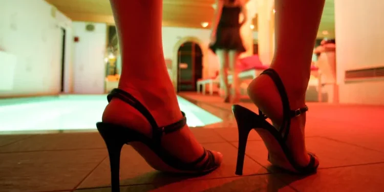 Prostitucioni në Vlorë/ Nën hetim dy kineze dhe klientët, në kërkim organizatorja