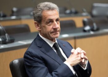 Dënohet me 5 vite burg ish-presidenti francez Nicolas Sarkozy