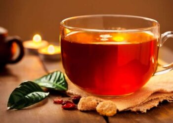 Çaj detox që ju vjen në ndihmë sa herë që keni ndjesinë e fryrjes së barkut