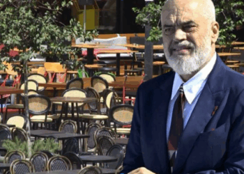 “Një karrige, një pemë dhuratë”, Rama zbulon planin për shfrytëzimin e hapësirës publike