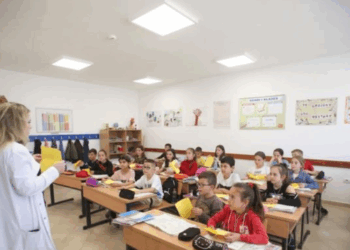 Shpopullimi vijon të prekë arsimin, në Shkodër 300 nxënës më pak të regjistruar këtë vit