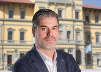 U dorëhoq një ditë para Asamblesë, zbulohet mesazhi që la Ermal Dredha